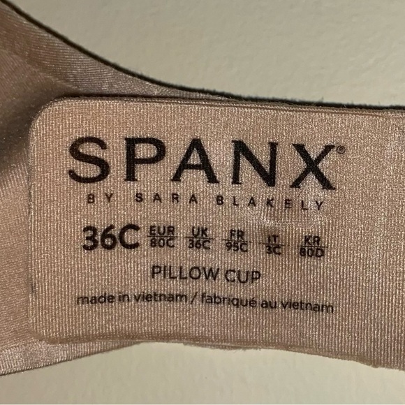 Women’s Spanx brand Pillow  Cup style Nude colour Bra with adjustable straps 36C - Picture 3 of 16